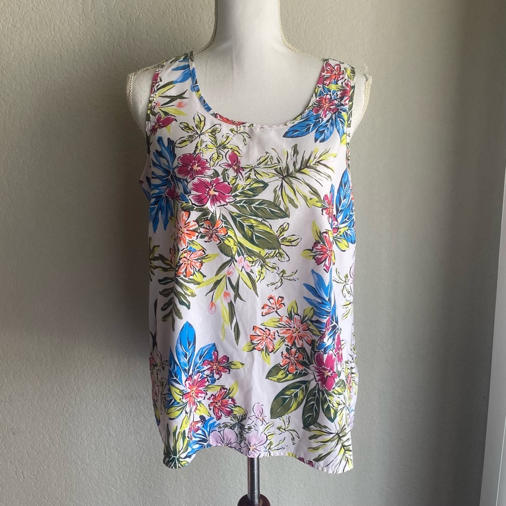 Time and Tru Floral Tank Top - Multicolor